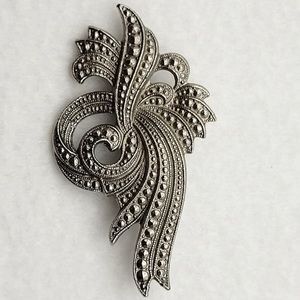 Classic and Traditional Swirl Silver Tone Brooch Faux Marcasite Shiny Brooch Pin